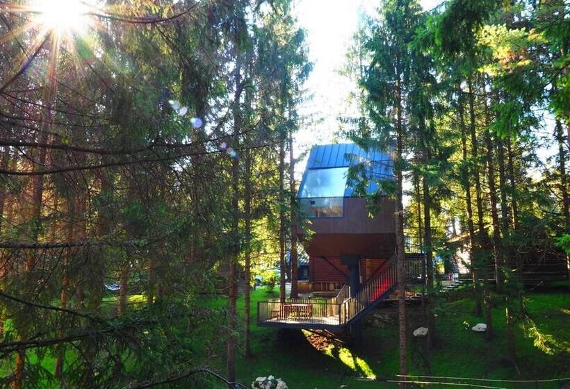 ホテル Tree House Close To The National Park Plitvice Lakes