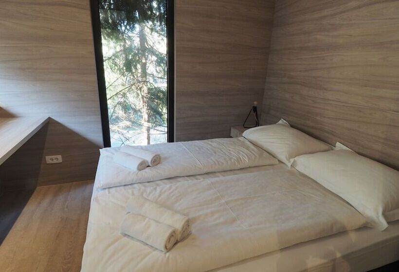 ホテル Tree House Close To The National Park Plitvice Lakes