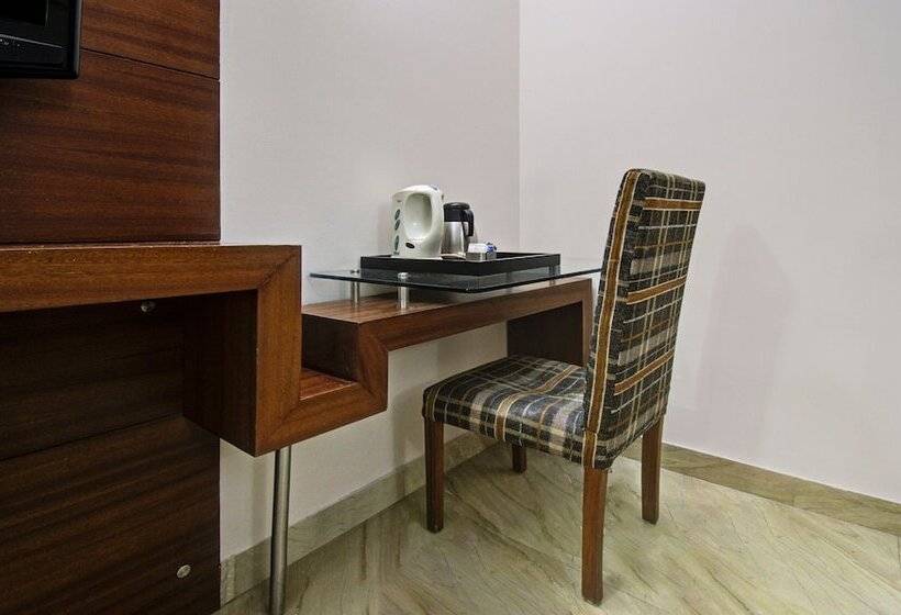 호텔 Treebo Maharaja Residency