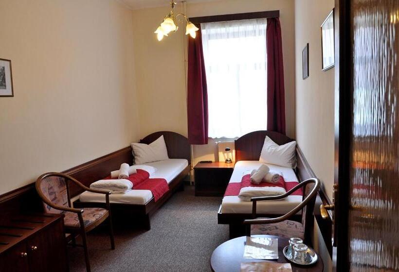 酒店 U Bílého Koně