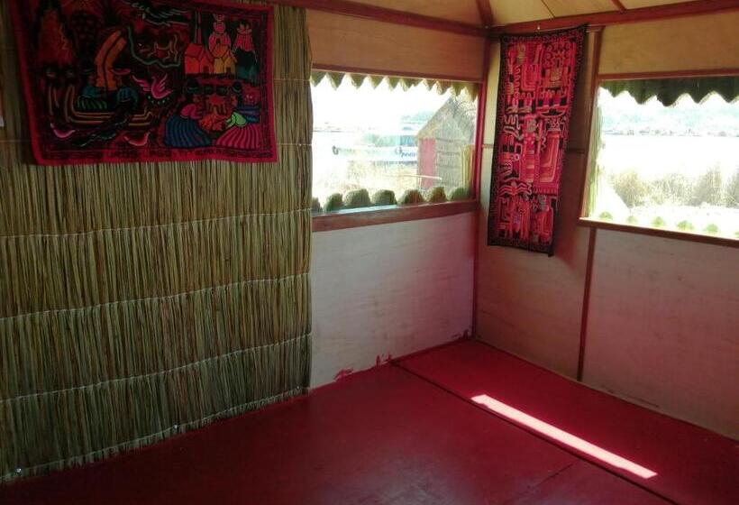 酒店 Urosfood & Titiqaqa Lodge