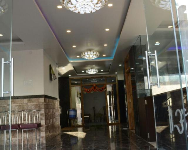 בית מלון כפרי Vikrant Palace