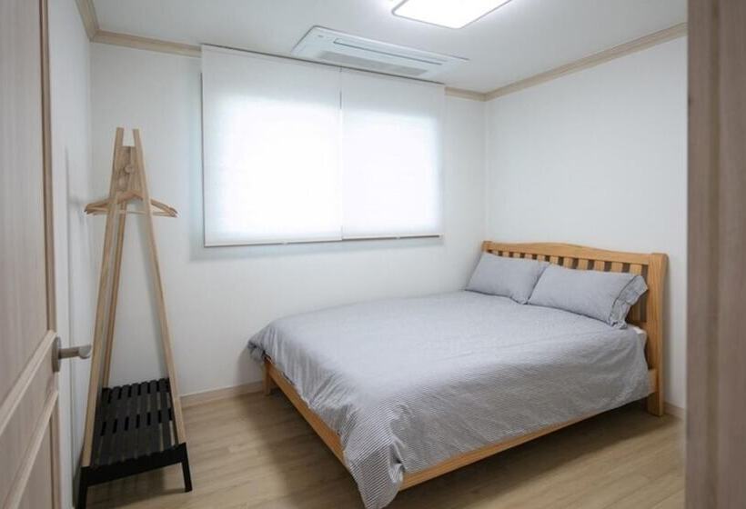 Jeju Hello Sea Pension