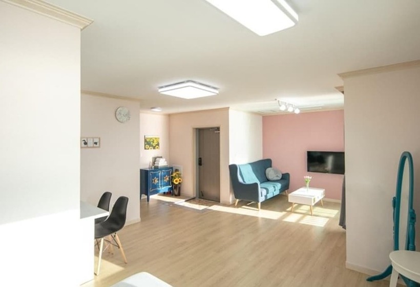 Jeju Hello Sea Pension