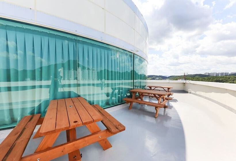 Мотель Cheonan One Plus