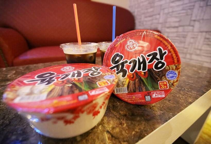 汽车旅馆  Cheonan Piano