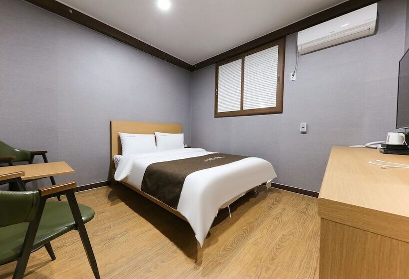 Motel Cheonan Seongjeong J