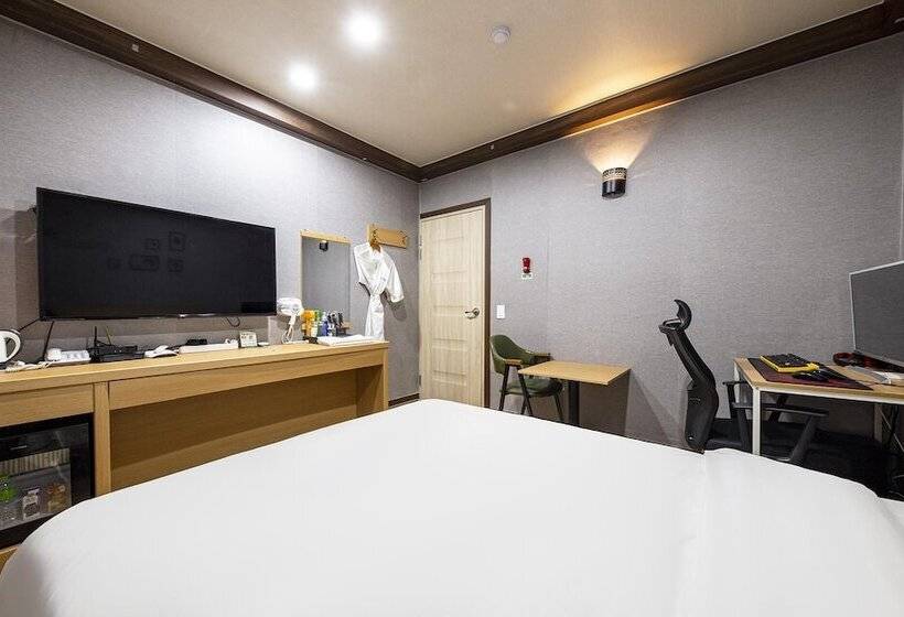 Motel Cheonan Seongjeong J