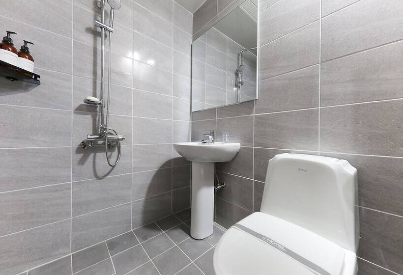 Motel Cheonan Seongjeong J