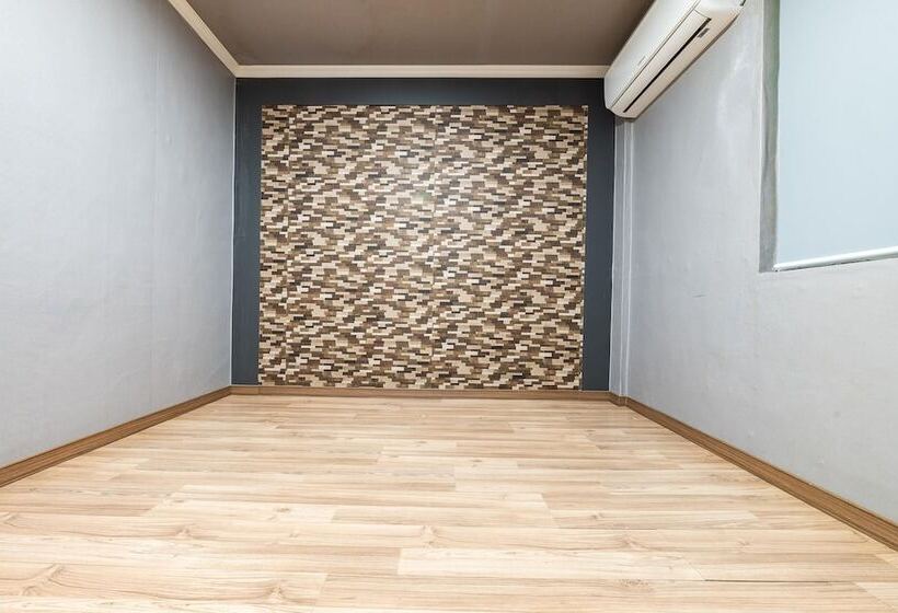 מוטל Cheongju Crystal