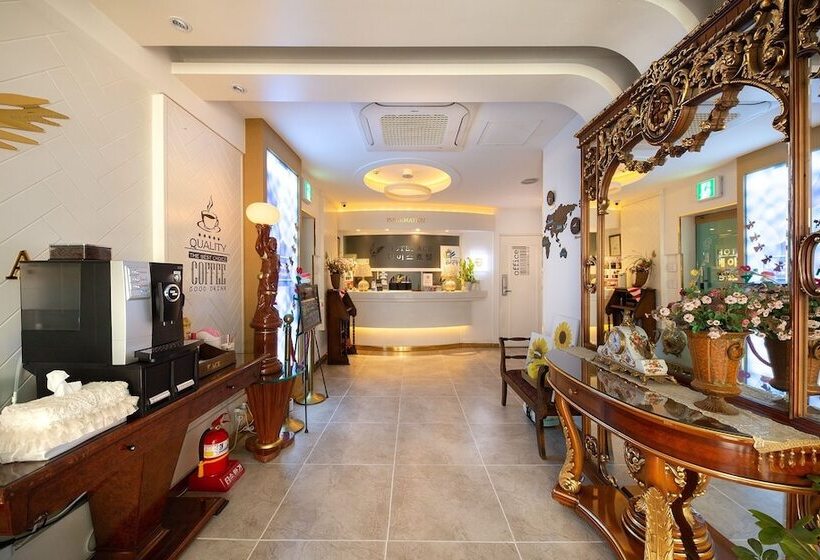 모텔 Daejeon Jungri Ace