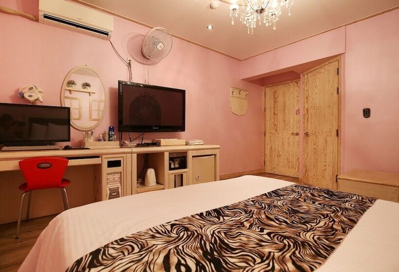 מוטל Daejeon Yongjeon J