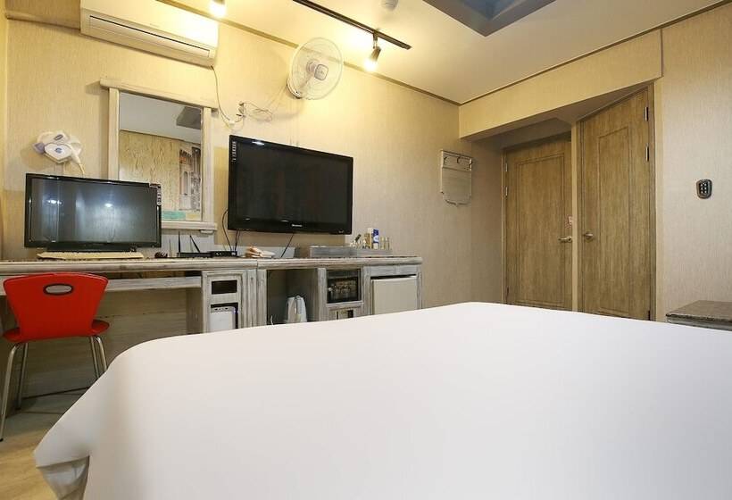 מוטל Daejeon Yongjeon J