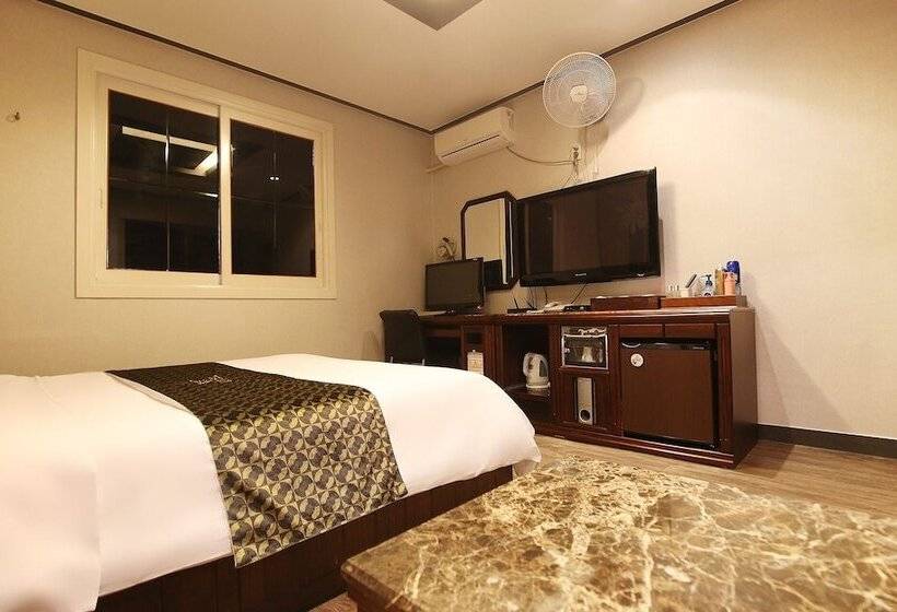 מוטל Daejeon Yongjeon J