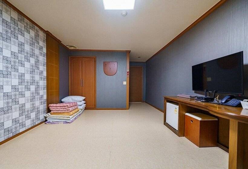 Мотель Donghae Hotel Mi