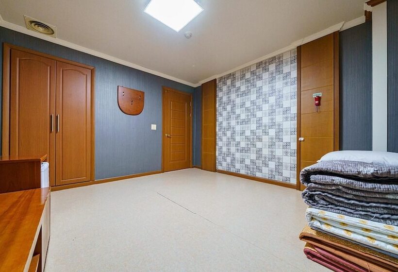 Мотель Donghae Hotel Mi