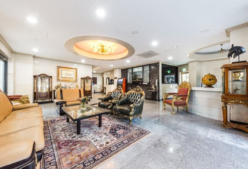 모텔 Gangneung Kyungpodae La Mer