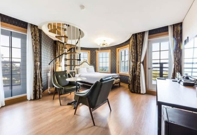 모텔 Gangneung Kyungpodae La Mer