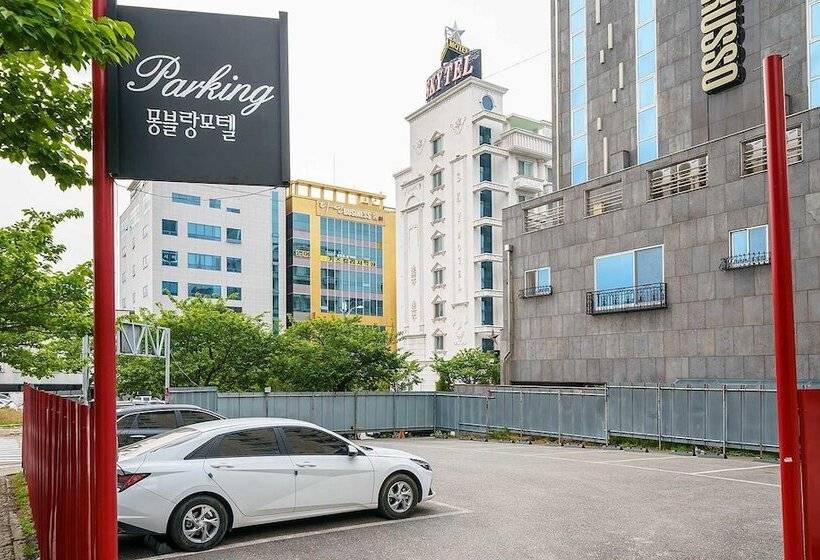 Мотель Gangneung Mont Blanc