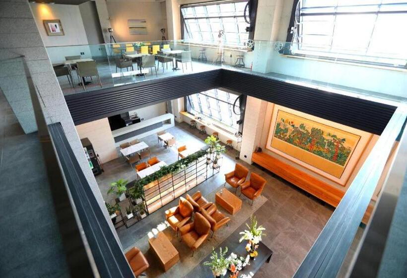 Мотель Gangneung Mont Blanc