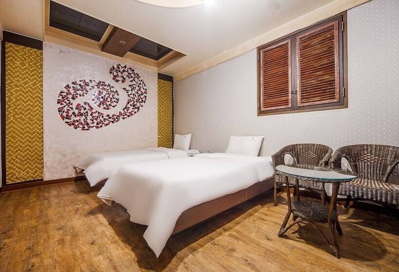 Motel Geochang Cheonoh