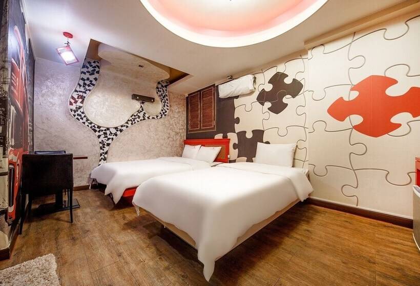 Motel Geochang Cheonoh