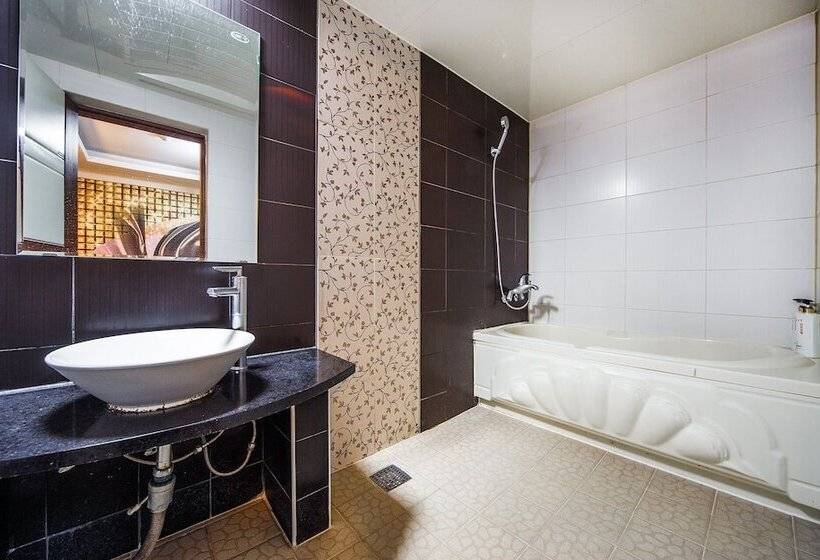 Motel Geochang Cheonoh