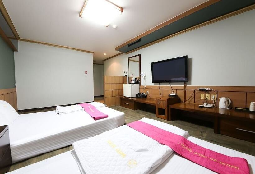 モーテル Geochang Dubai