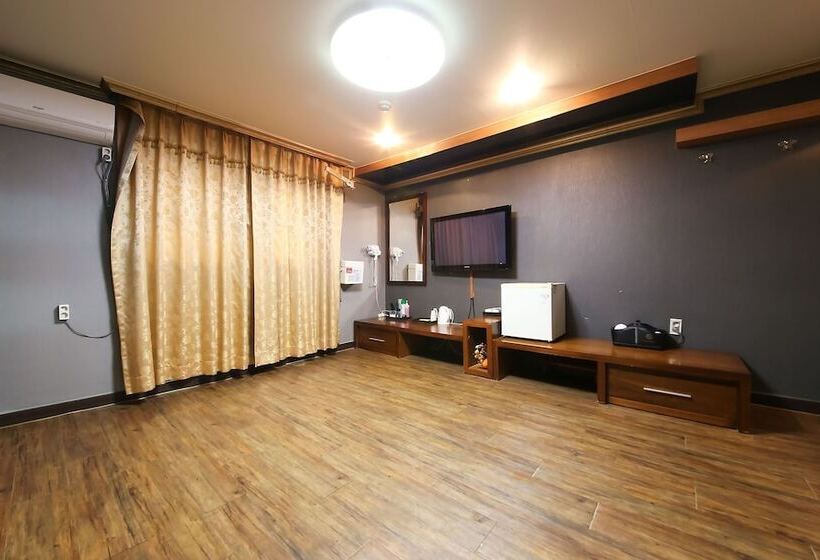 モーテル Geochang Dubai