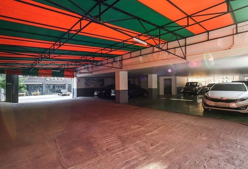 모텔 Gumi Indong Hotel 7 Plus