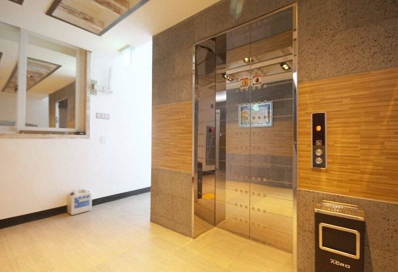 فندق على الطريق Gunsan Hotel Acro