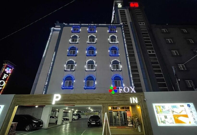 מוטל Gunsan New Fox