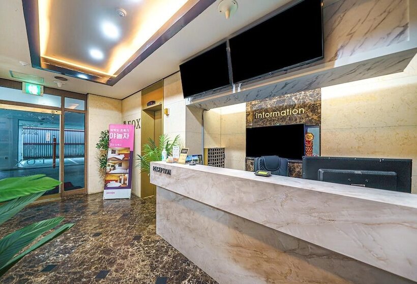 מוטל Gunsan New Fox