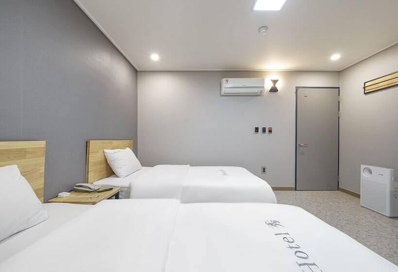 Мотель Gwangju Sangmu Hotel Su