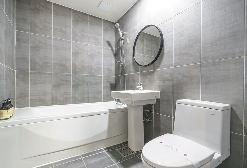 فندق على الطريق Gwangju Sangmu Hotel Su