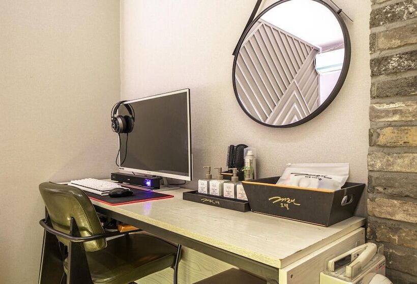 فندق على الطريق Gwangju Sinandong Hotel Geogijoa