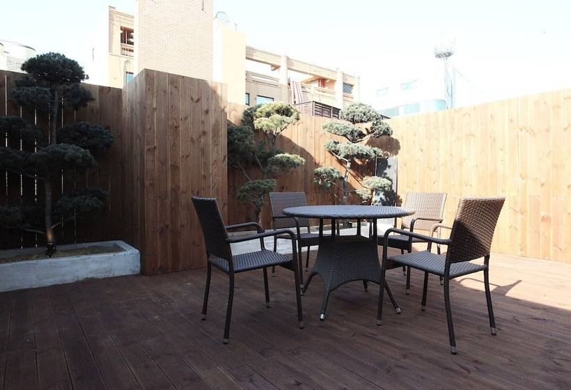 モーテル Hwagok Yaja