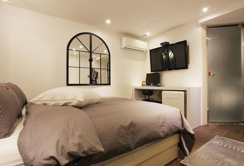 モーテル Hwagok Yaja