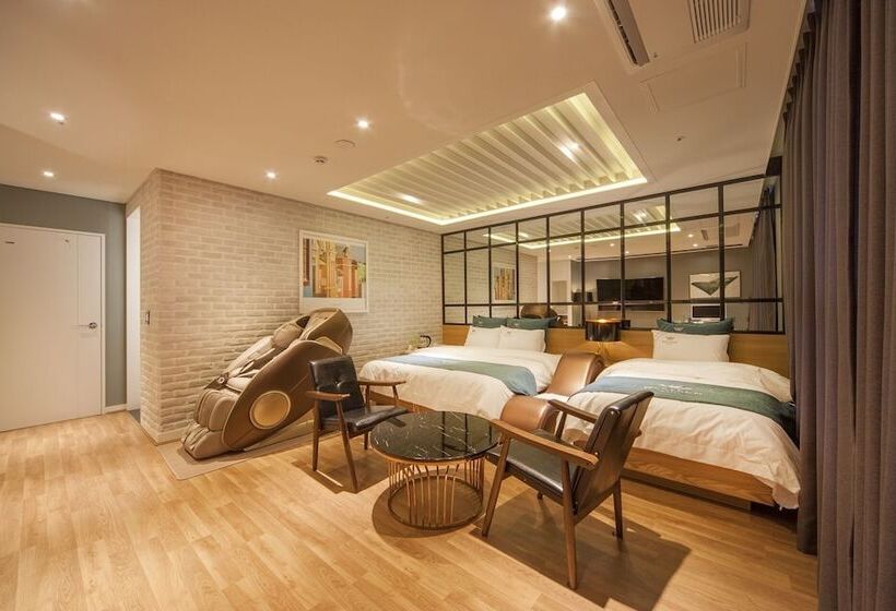 汽车旅馆  Naju Western