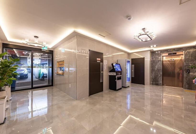 모텔 Okcheon Daecheong