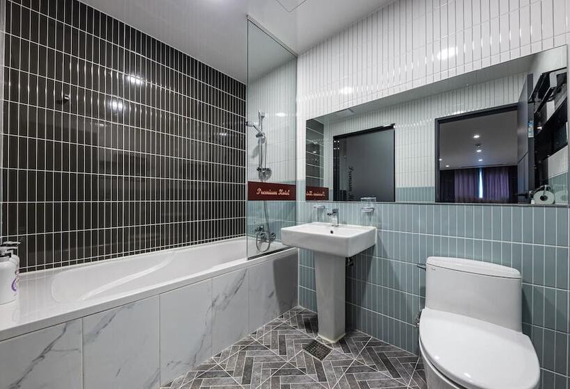 모텔 Okcheon Daecheong