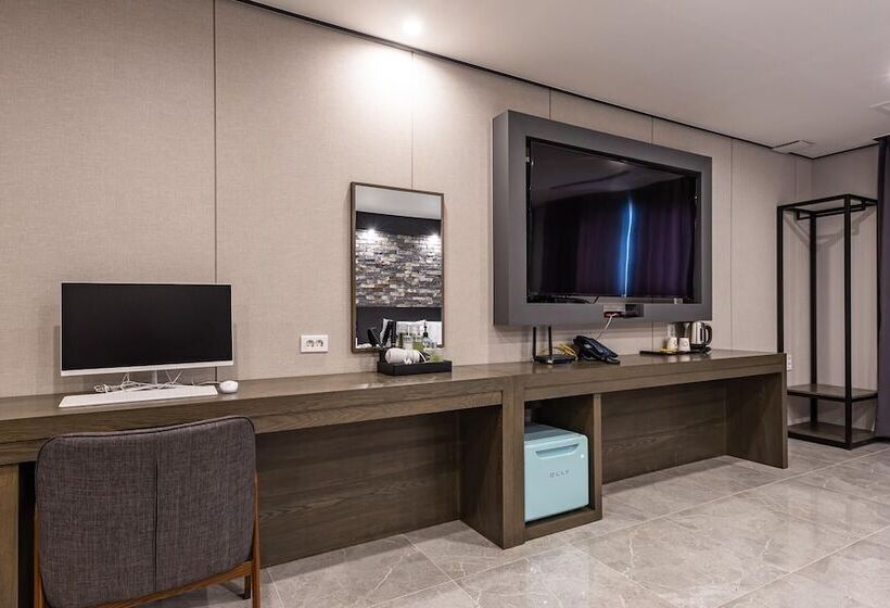 모텔 Okcheon Daecheong