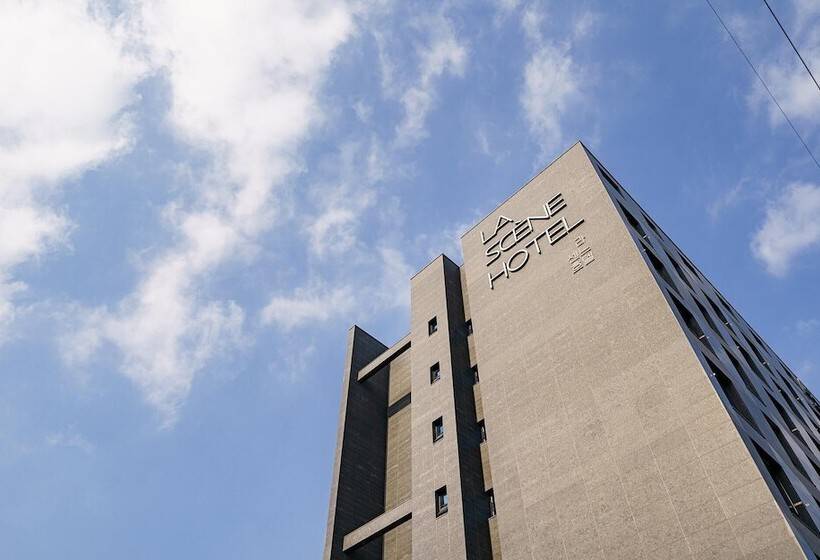 מוטל Pyeongtaek La Seine Tourist