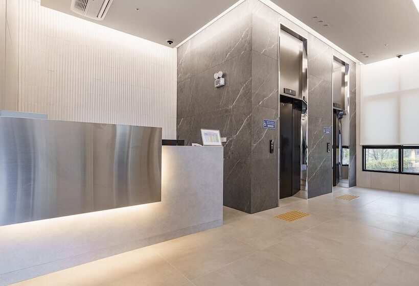 מוטל Pyeongtaek La Seine Tourist