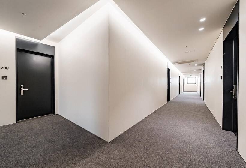 מוטל Pyeongtaek La Seine Tourist