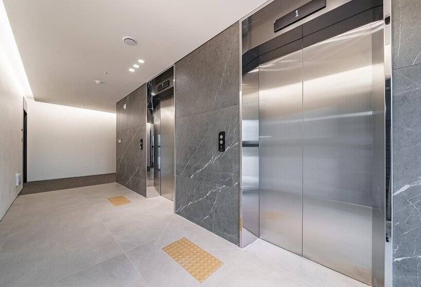 מוטל Pyeongtaek La Seine Tourist