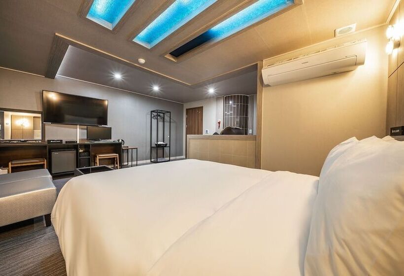 Motel Pyeongtaek Praha