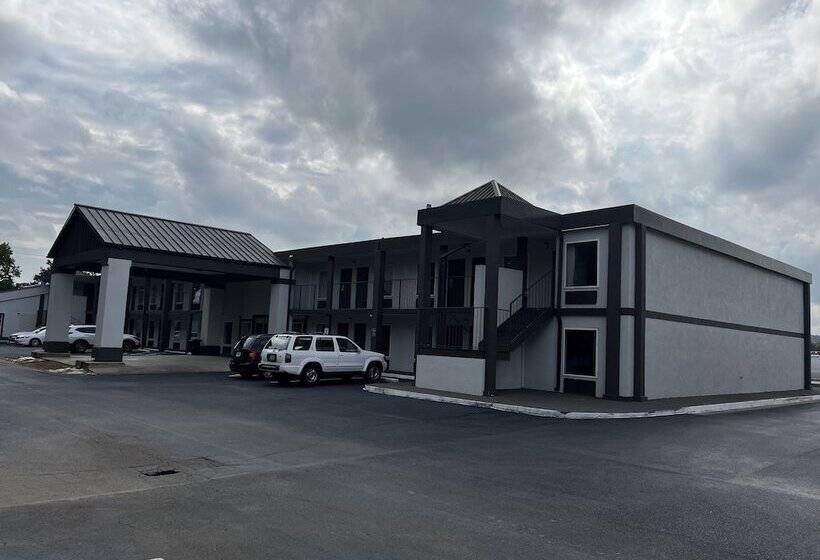 فندق على الطريق Rodeway Inn