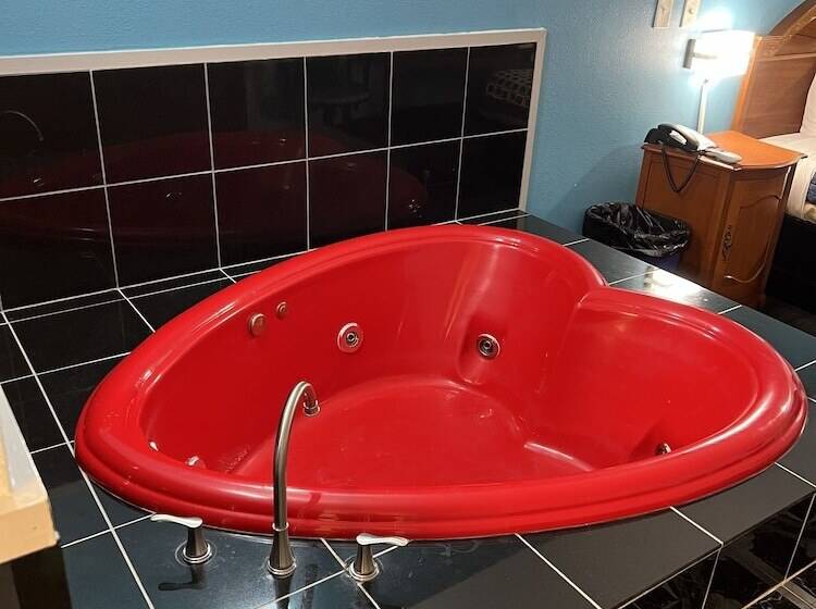 فندق على الطريق Rodeway Inn