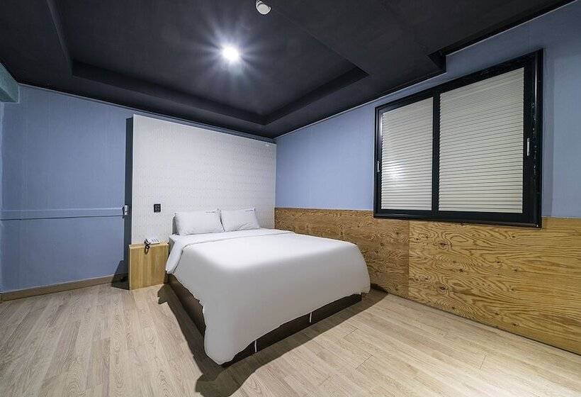 מוטל Seongnam Gaeul